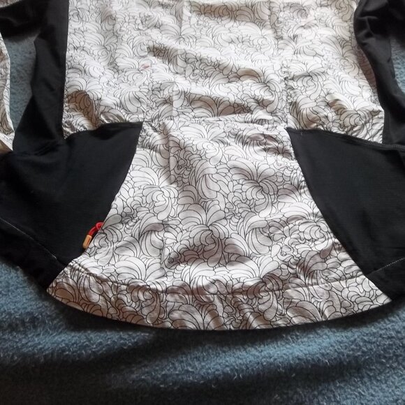 Vintage Lululemon windbreaker style jacket - Picture 6 of 6